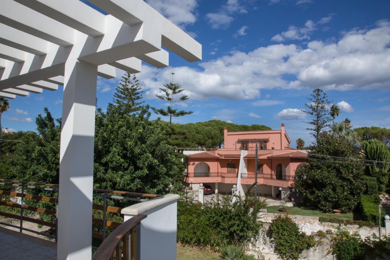 Villa Vega Fontane Bianche Eksteriør bilde